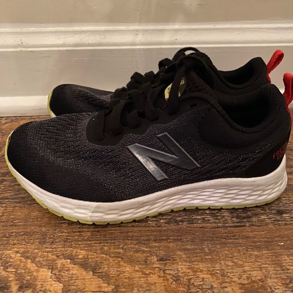 Boy New Balance size 11.5c - Picture 1 of 1